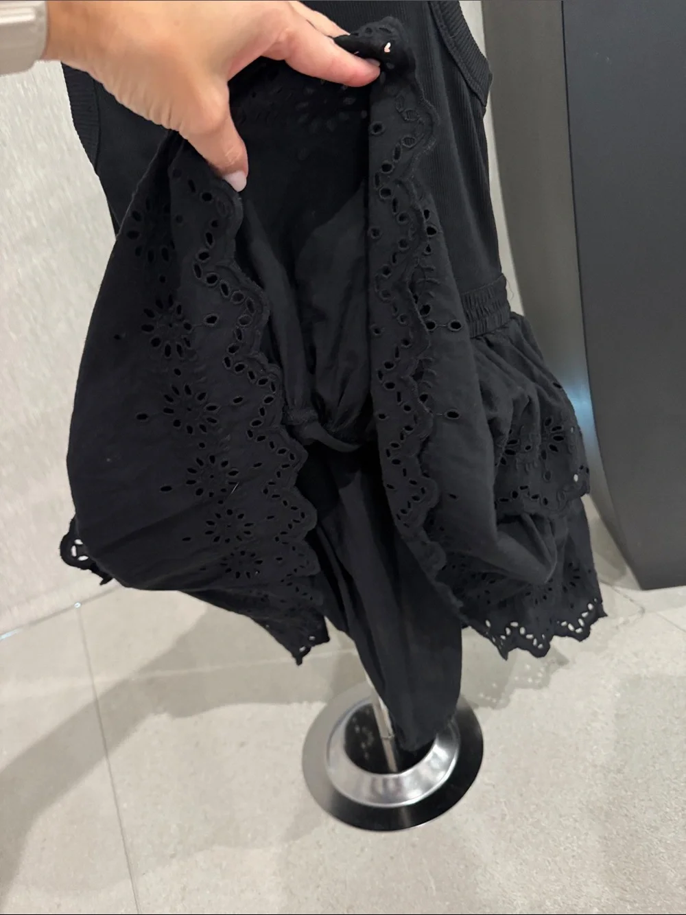 GAP KIDS Black Sleeveless Eyelet Tiered Dress Medium